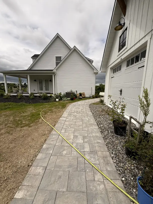 Paver and stone hardscape work by White Oak Landscaping and Stoneworks, Dutchess County NY